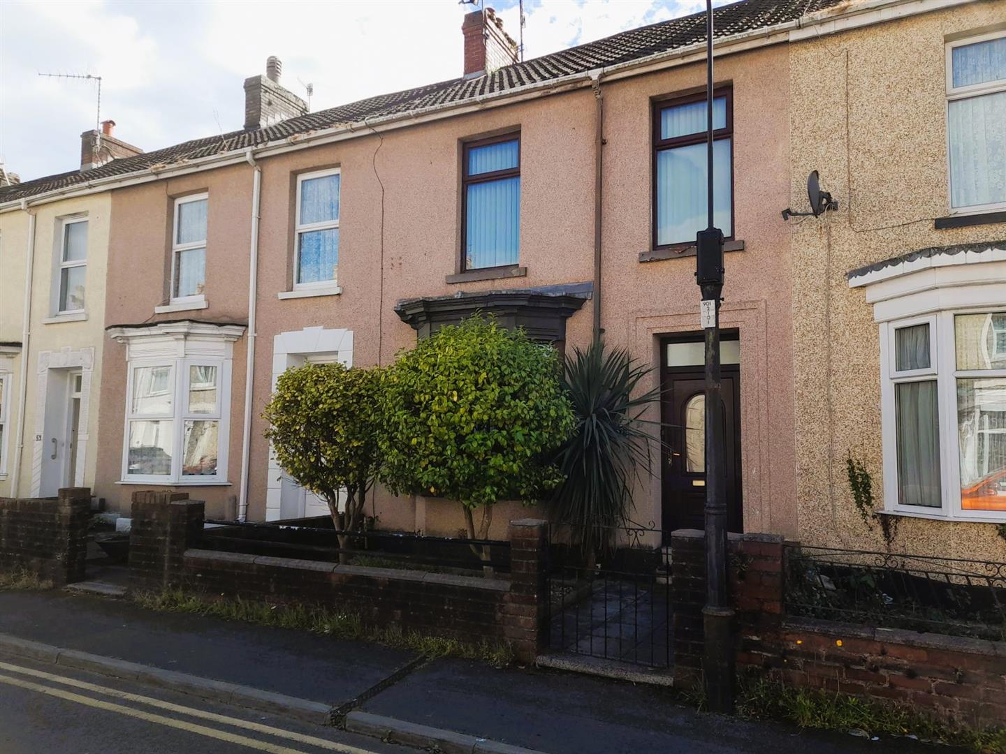 Coldstream Street, Llanelli, SA15 3BG